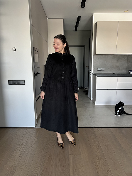 Платье из итальянского вельвета Оникс